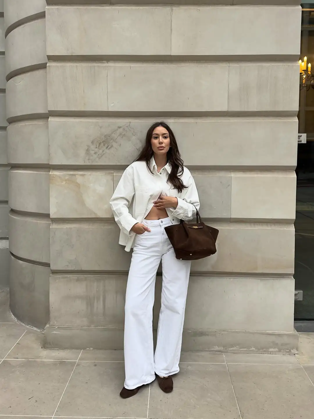 White Jeans Outfits (11)