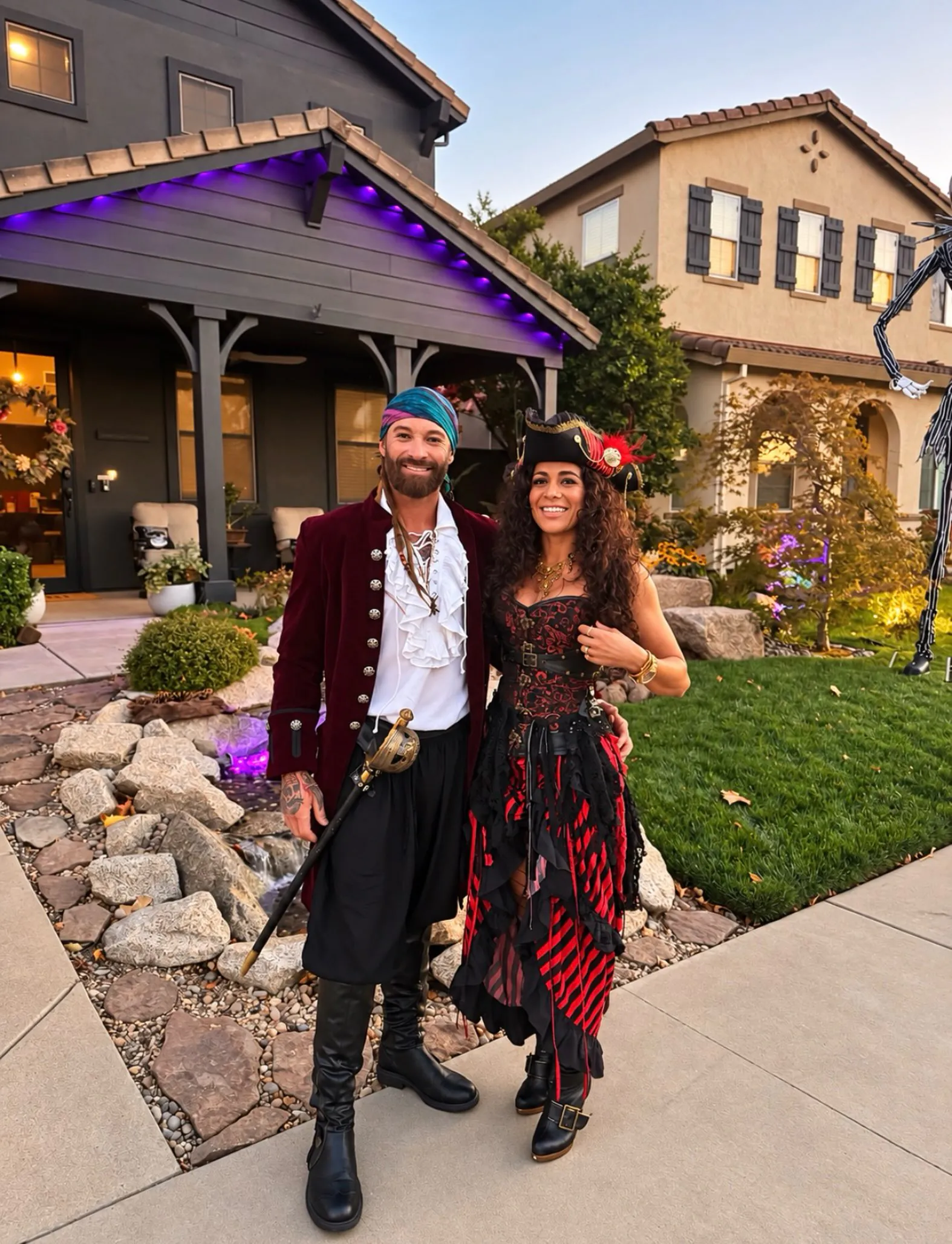 Halloween Couple Costumes (10)